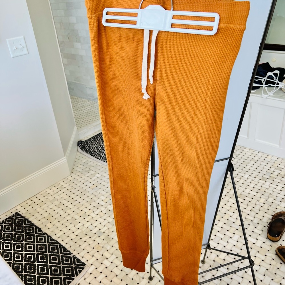 NWOT Free People size small leggings